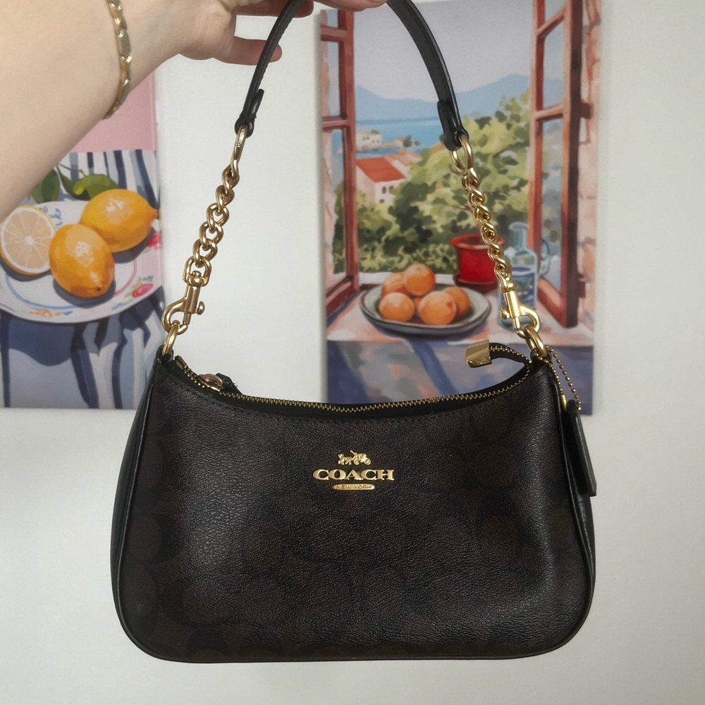Coach Teri Shoulder Bag